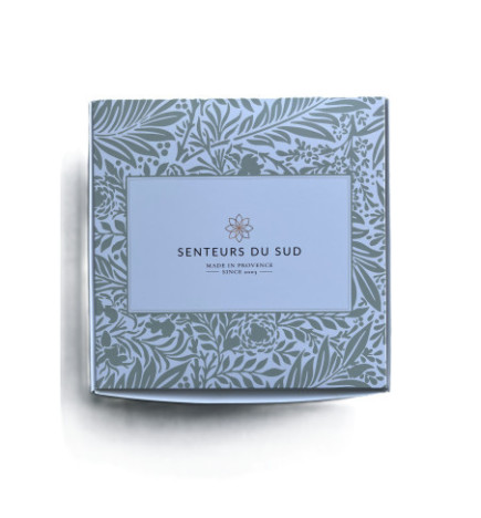 Senteurs du Sud – Coffret Bien-Être Bois d’Olivier (Bougie 75 g + Brume d’Oreiller 50 ml + Savon 125 g)