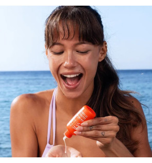 SVR – Sun Secure Aqua Fluide SPF50+ Visage Peaux Sensibles, 50 ml